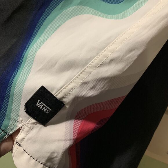 Men's Vans 18" Outseam 4 Way Stretch Color Wave Side Boardshorts Swim Size 38 - Picture 3 of 9